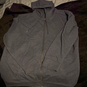 Full zip casual hooded jacket.